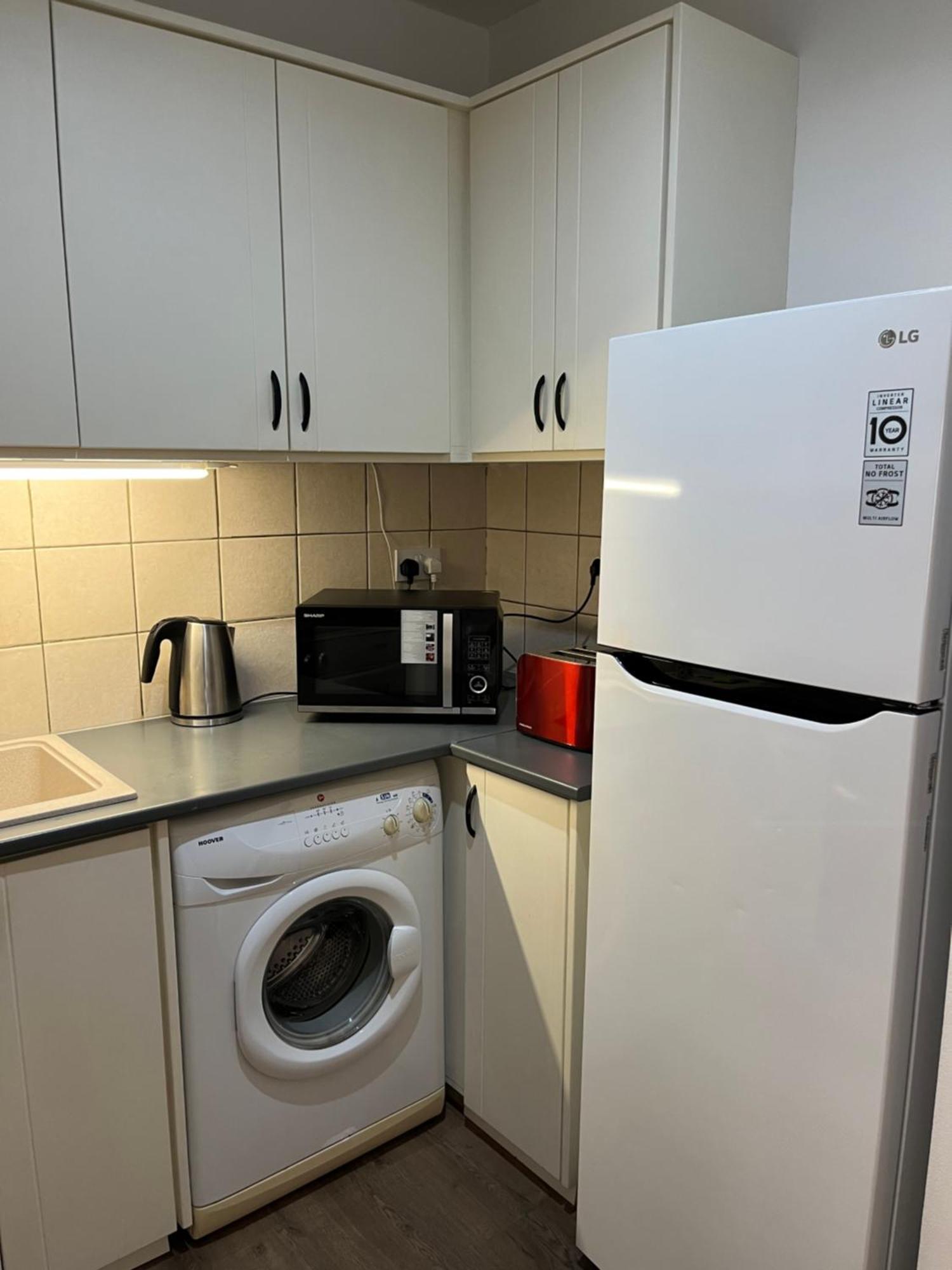 Apartment In Residential Complex With Pool Klorakas 외부 사진