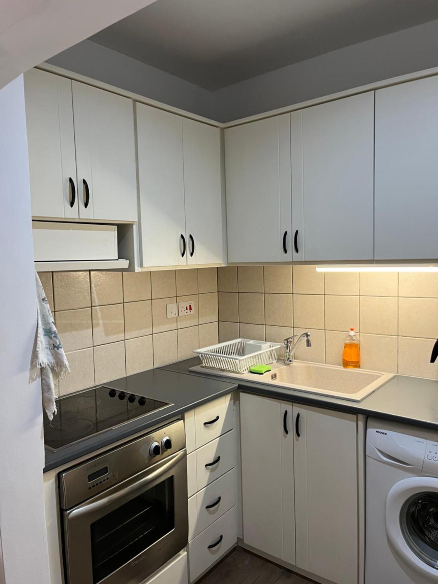 Apartment In Residential Complex With Pool Klorakas 외부 사진